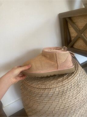 Women’s ugg ultra mini light pink boots